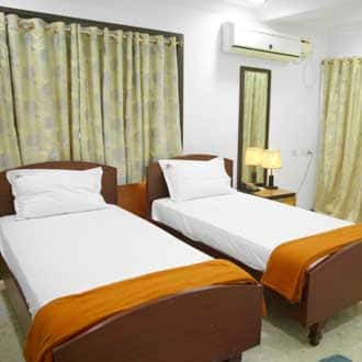 Taj Kazura, Chennai 4